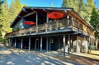 Hideaway Pines – 919 Golf Club Rd. Lake Almanor Country Club